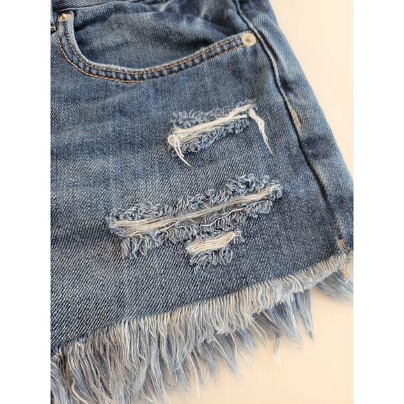 We The Free Distressed Denim Shorts Cut Off Frayed Button Fly High Rise Women 28 - Picture 3 of 11